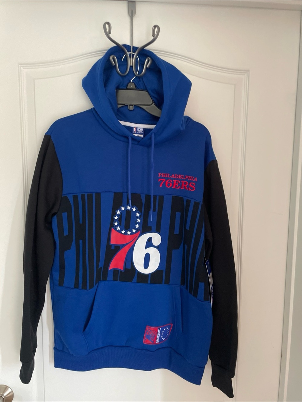 Philadelphia 76ers Team Issued Hoodie Sweatshirt NWT New • NBA  Size Medium